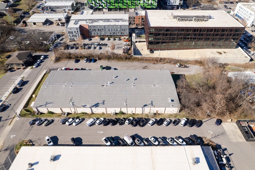 More Photos Of 520 Merritt Ave, Nashville Warehouse For Sale