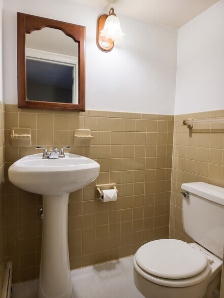 More Photos Of 5104 Fairfield Rd, Fairfield Apartments For Sale