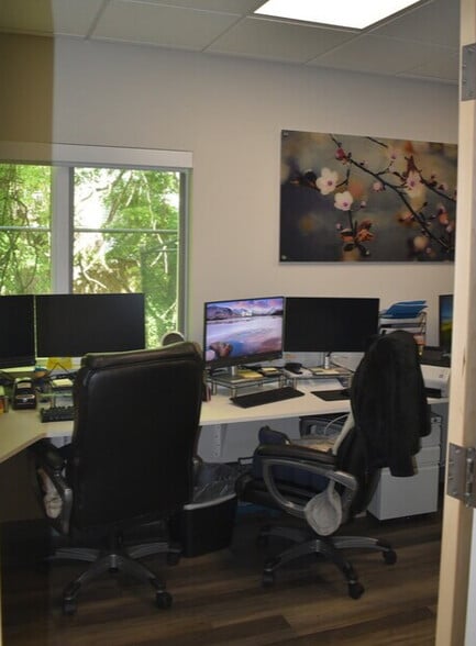 More Photos Of 118 N Country Rd, Port Jefferson Medical For Sale