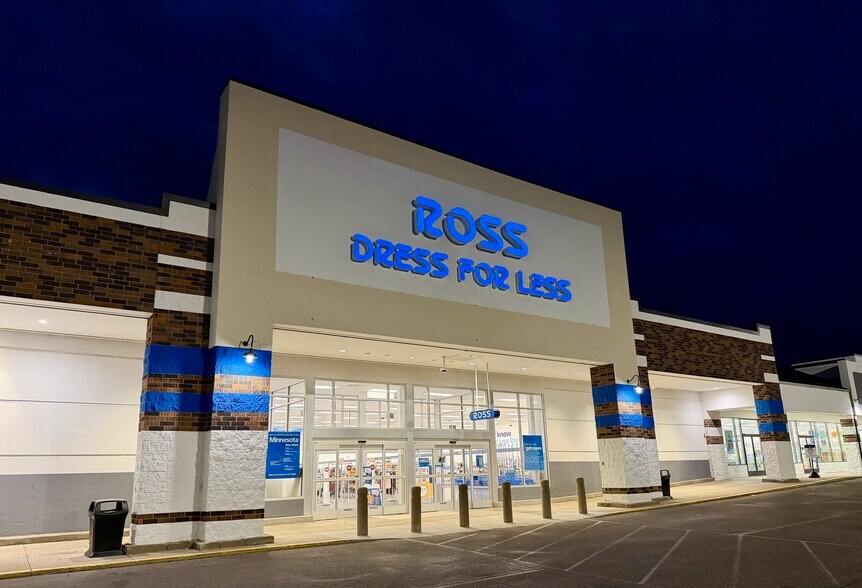 More Photos Of 1715-1749 Beam Ave, Maplewood Unknown For Lease