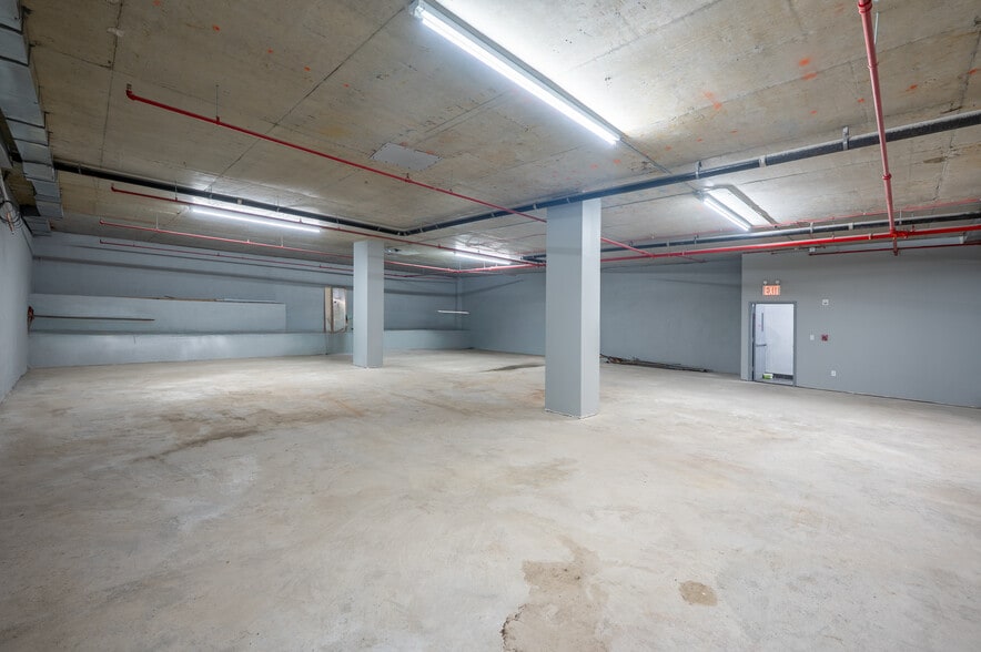 More Photos Of 643 5th Ave, Brooklyn Apartments For Lease