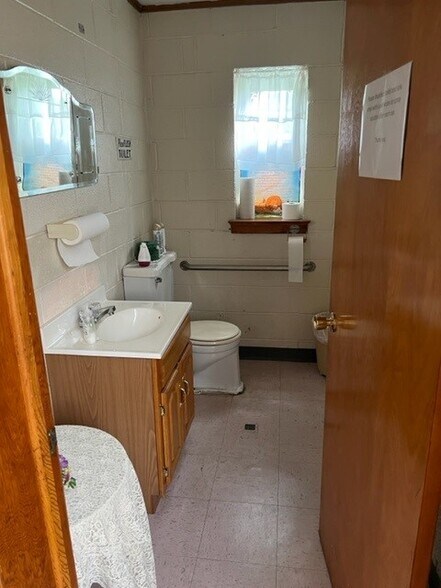 More Photos Of 911 N Commerce St St, Paulsboro Religious Facility For Sale