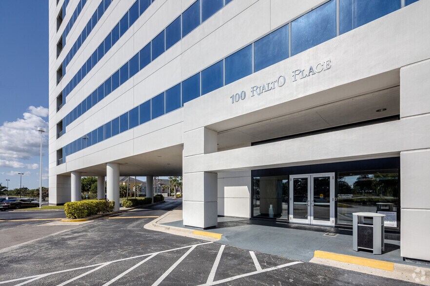 More Photos Of 100 Rialto Pl, Melbourne Office For Lease