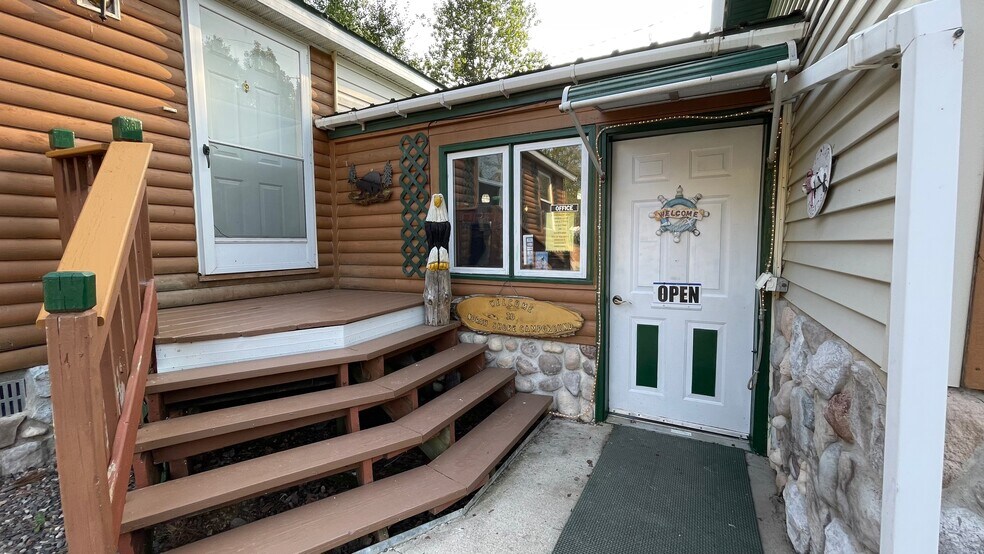 More Photos Of E24885 Misery Bay Rd, Watersmeet Hospitality For Sale