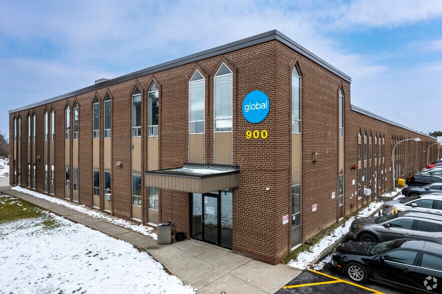 Primary Photo Of 900 Alness St, Toronto Manufacturing For Lease