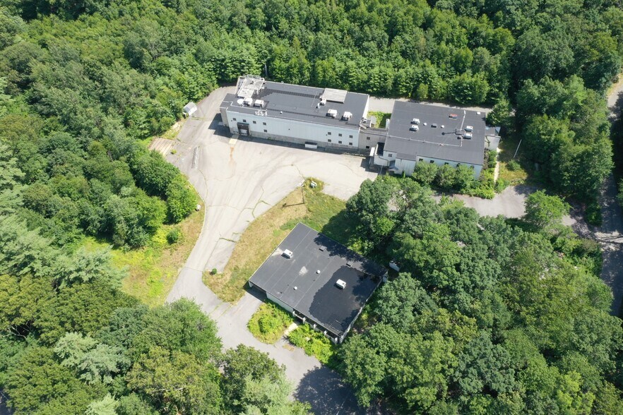 More Photos Of 58A Main St, Bolton Industrial For Lease