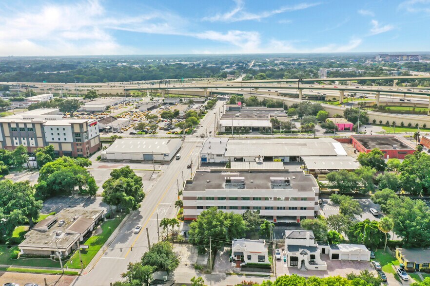 More Photos Of 822 Menendez Ct, Orlando Office Residential For Lease