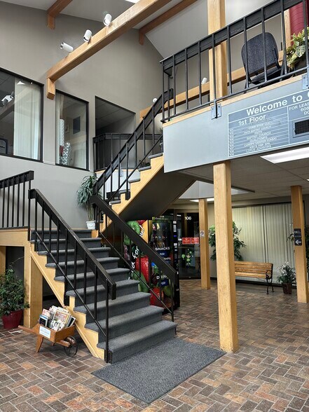 More Photos Of 311 E Wisconsin St, Portage Office For Lease