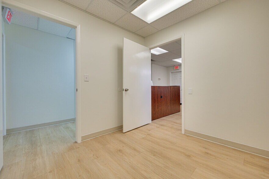 More Photos Of 1105 S Fort Harrison Ave, Clearwater Medical For Lease