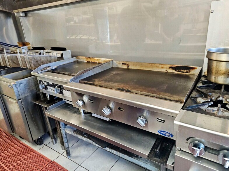 More Photos Of 181 Waterville Rd, Belfast Restaurant For Sale