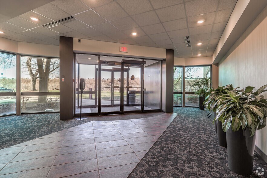 More Photos Of 2621 Dryden Rd, Moraine Office Residential For Lease