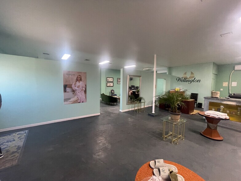 More Photos Of 5719 Boulder Hwy, Las Vegas Freestanding For Lease