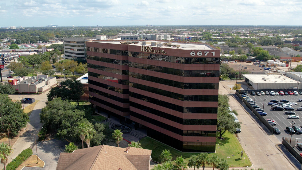 Primary Photo Of 6671 Southwest Fwy, Houston Office For Lease