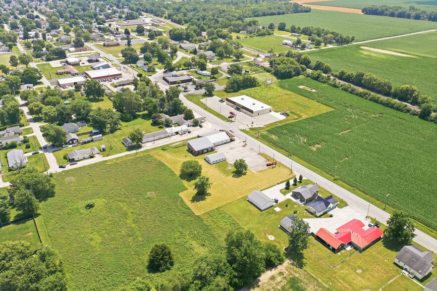 More Photos Of 7874 E State Road 28, Elwood Flex For Sale