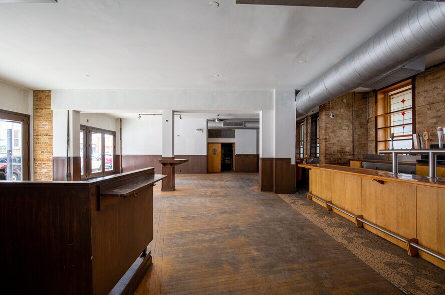 More Photos Of 1935 N Sedgwick St, Chicago Apartments For Lease