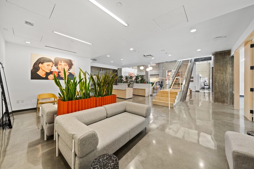 More Photos Of 1556 20th St, Santa Monica Medical For Lease