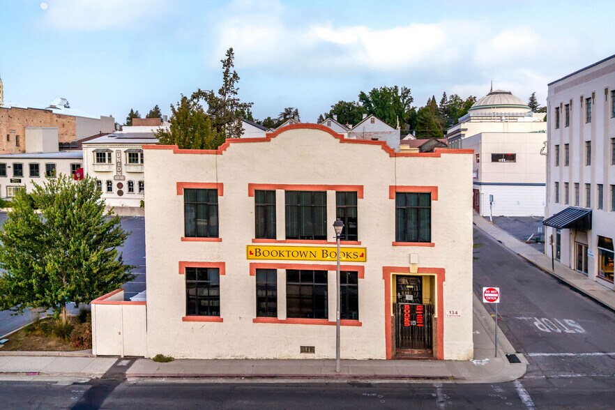 More Photos Of 107 Bank St, Grass Valley Storefront For Sale