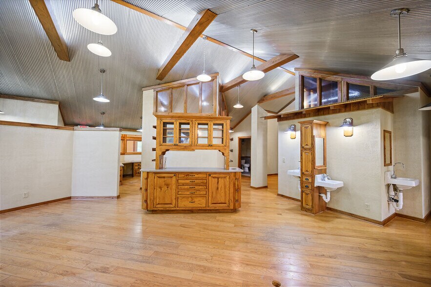 More Photos Of 10960 State Route 550, Vincent Healthcare For Sale