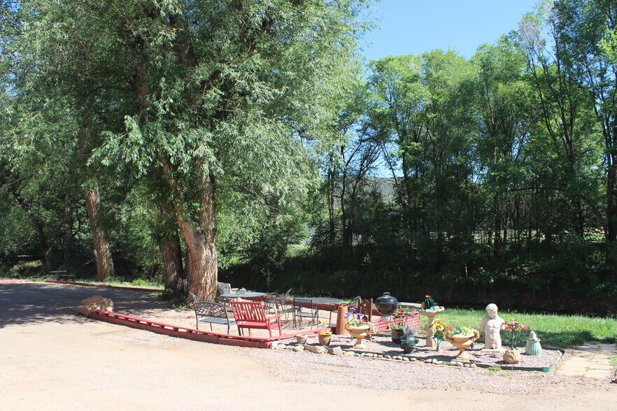 More Photos Of 54 Manitou Ave, Manitou Springs Hotel For Sale