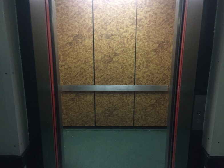 More Photos Of 2315 N Broadway, Minot Hospitality For Sale