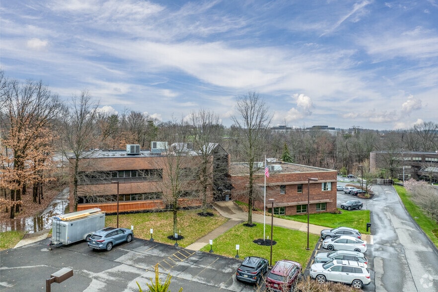 More Photos Of 115 Technology Dr, Pittsburgh Medical For Lease