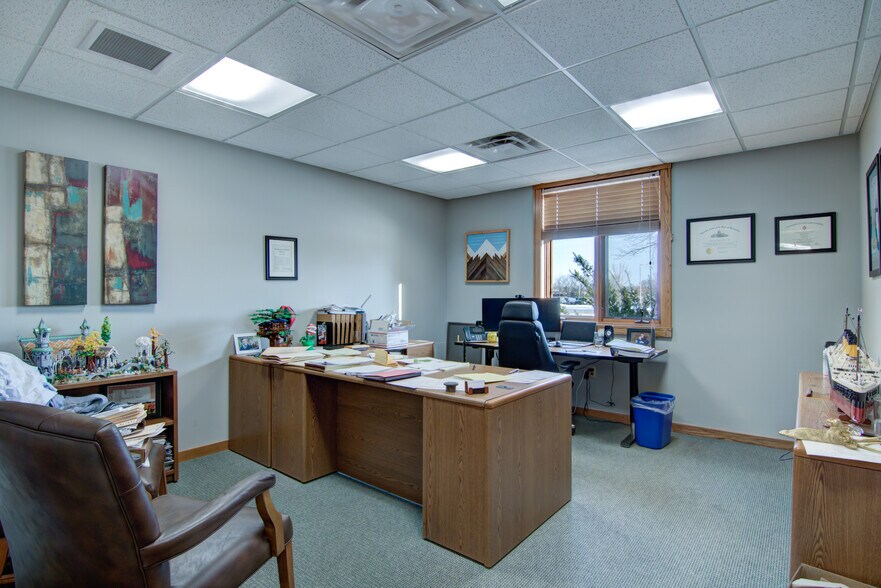 More Photos Of 3624 Oakwood Hills Pky, Eau Claire Office For Sale