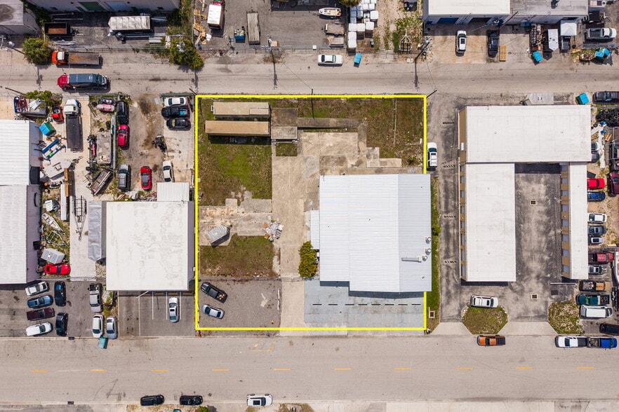 More Photos Of 916 SE 14th Ave, Cape Coral Restaurant For Sale
