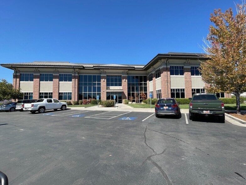 More Photos Of 233 S Pleasant Grove Blvd, Pleasant Grove Office For Sale