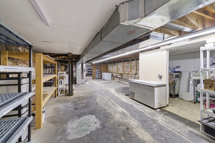 More Photos Of 201 S 4th St, Glenrock Storefront For Sale