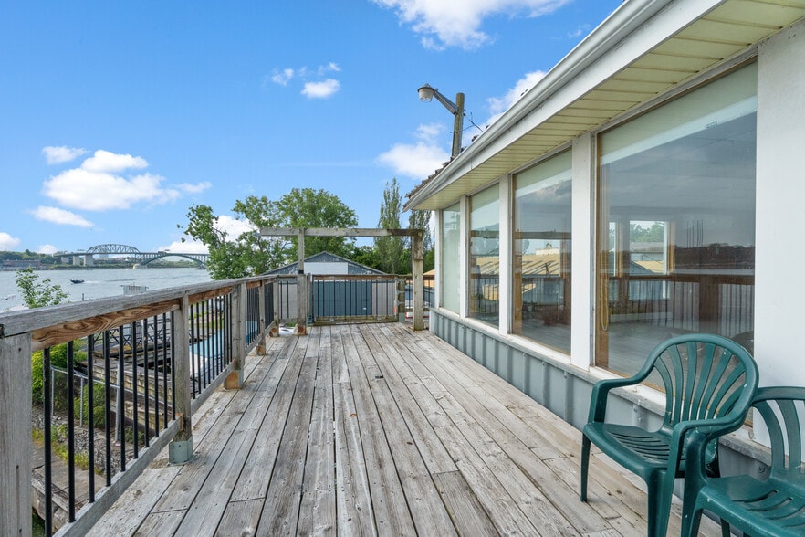 More Photos Of 162 Niagara Blvd, Fort Erie Marina For Sale