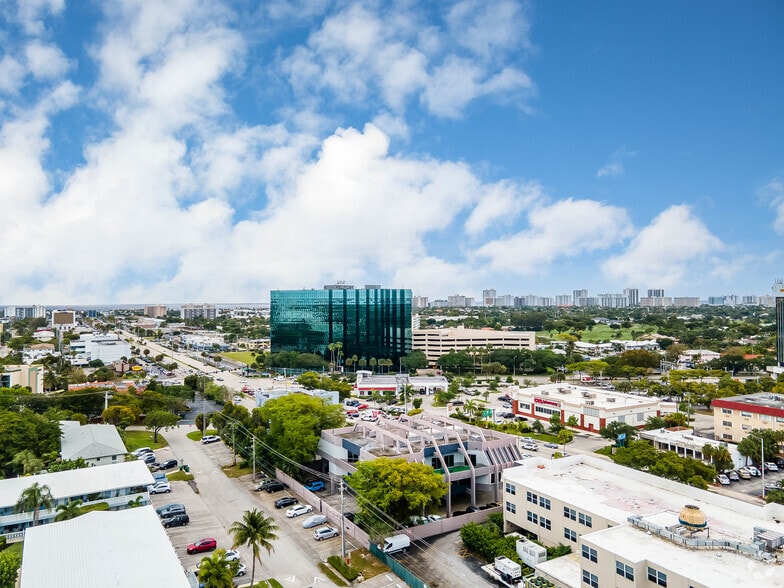 More Photos Of 2151 E Commercial Blvd, Fort Lauderdale Medical For Lease