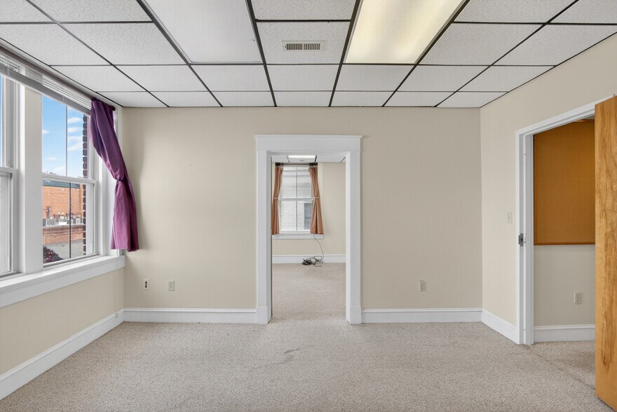 More Photos Of 104-110 S Hill Ave, South Hill Office Residential For Sale