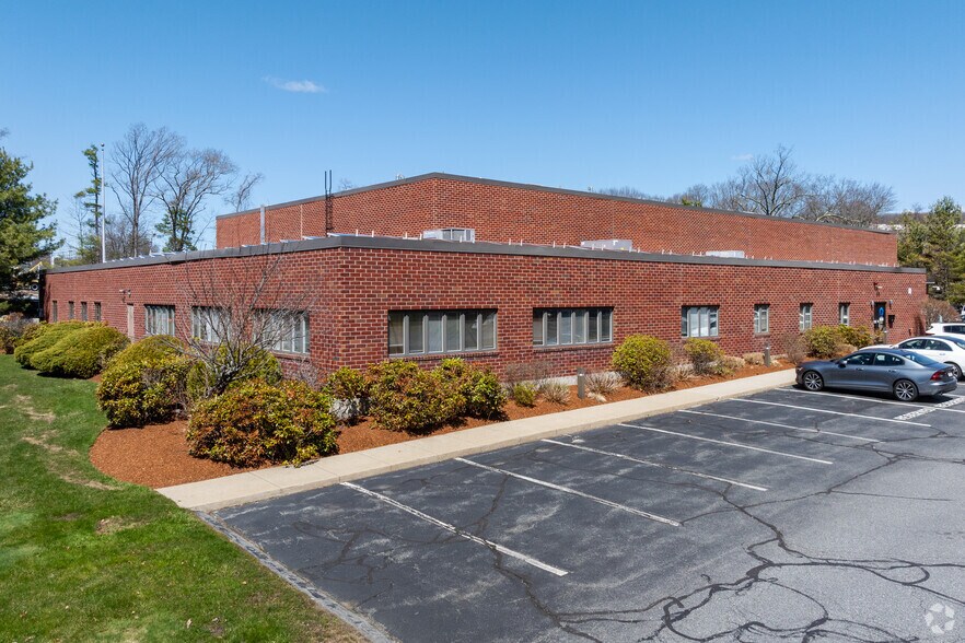 More Photos Of 91 Cedar St, Milford Research And Development For Lease