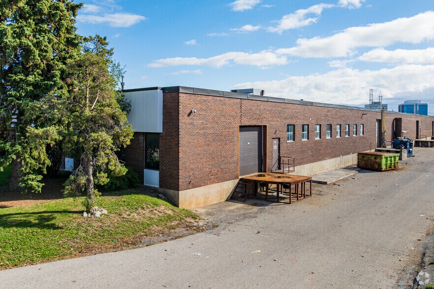 More Photos Of 111 Martin Ross Ave, Toronto Warehouse For Lease