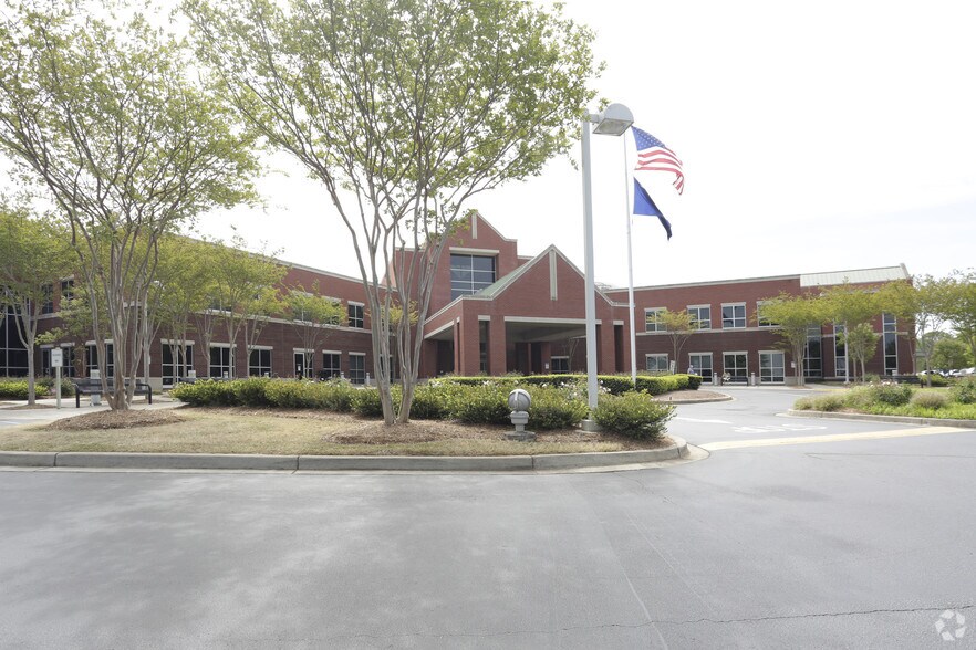 Primary Photo Of 1330 Boiling Springs Rd, Spartanburg Medical For Sale