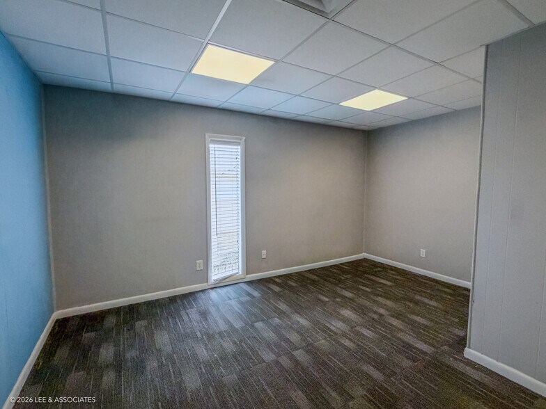 More Photos Of 1425 NW 6th St, Gainesville Office For Lease