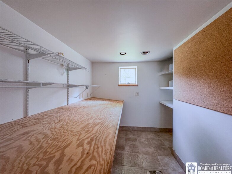 More Photos Of 699 Versailles Rd, Silver Creek Warehouse For Sale