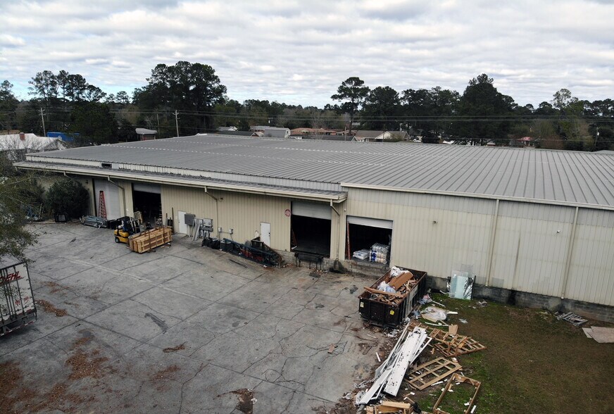 More Photos Of 3190 Highway 80 W, Bloomingdale Warehouse For Lease