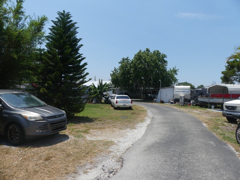 More Photos Of 8761 FL-78, Okeechobee Manufactured Housing Mobile Home Park For Sale