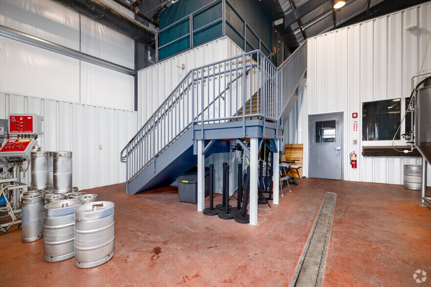 More Photos Of 1727 New York 12B, Hamilton General Retail For Sale