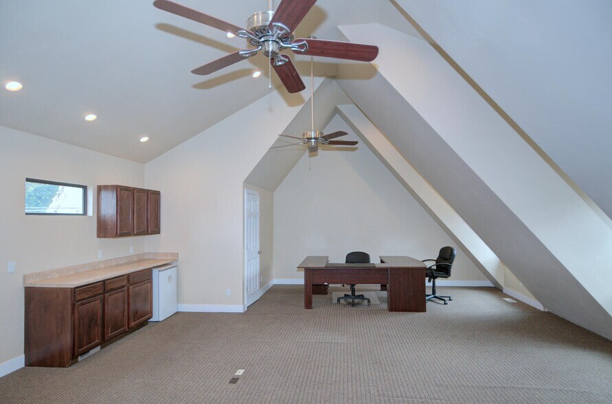 More Photos Of 485 S 100 E, Bountiful Office Residential For Sale