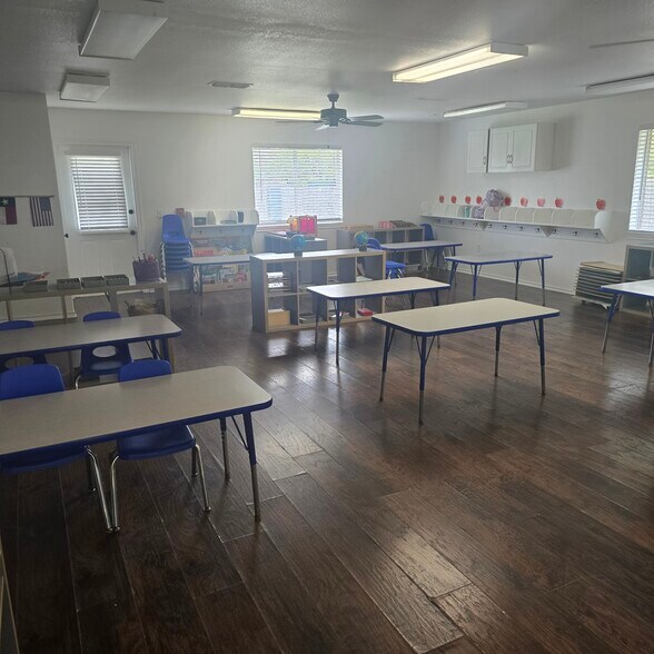 More Photos Of 1770 Country Club Dr, Mansfield Daycare Center For Lease