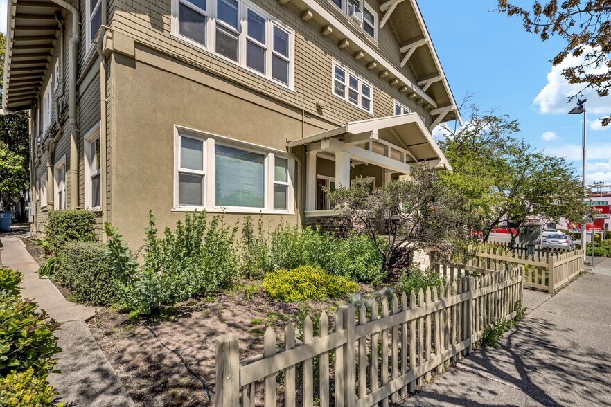 More Photos Of 312 Washington St, Petaluma Apartments For Sale