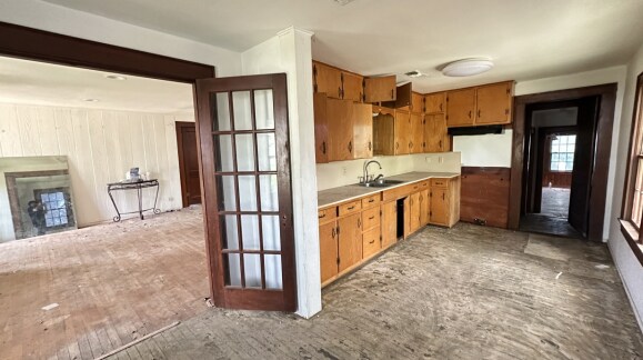 More Photos Of 208 N Stewart St, Azle Office For Sale