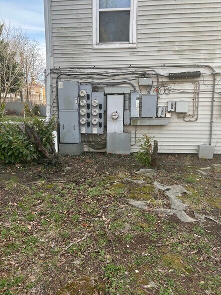 More Photos Of 2635 12th St NE, Washington Apartments For Sale