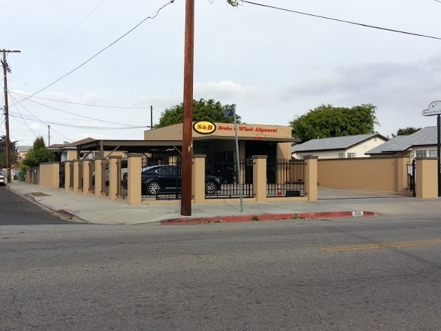 Primary Photo Of 16422 S Orchard Ave, Gardena Auto Repair For Sale