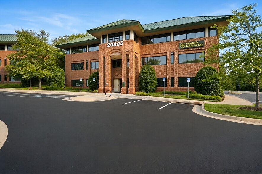 More Photos Of 20925 Professional Plz, Ashburn Unknown For Lease