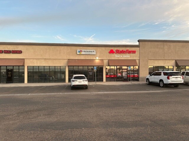 More Photos Of 775 Danenberg Dr, El Centro Storefront Retail Office For Lease