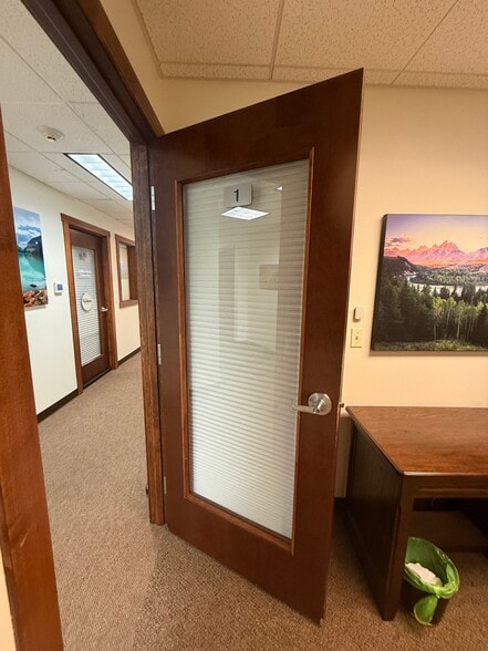 More Photos Of 1133 NW Wall St, Bend Apartments For Lease