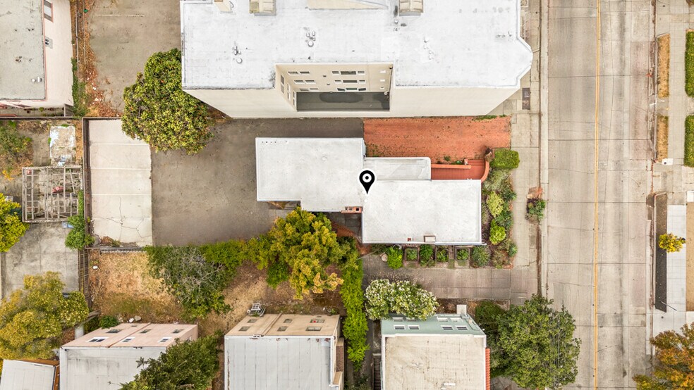 More Photos Of 1682 Oxford St, Berkeley Apartments For Sale